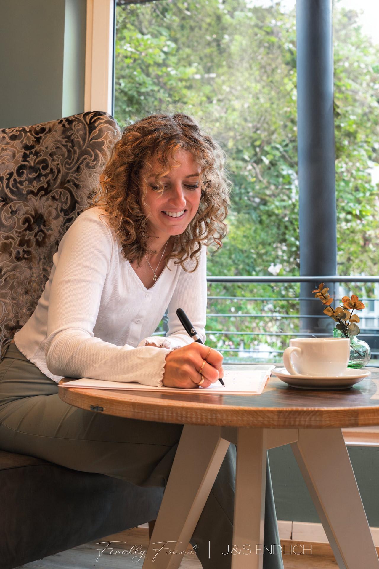 Annica - Freie Traurednerin